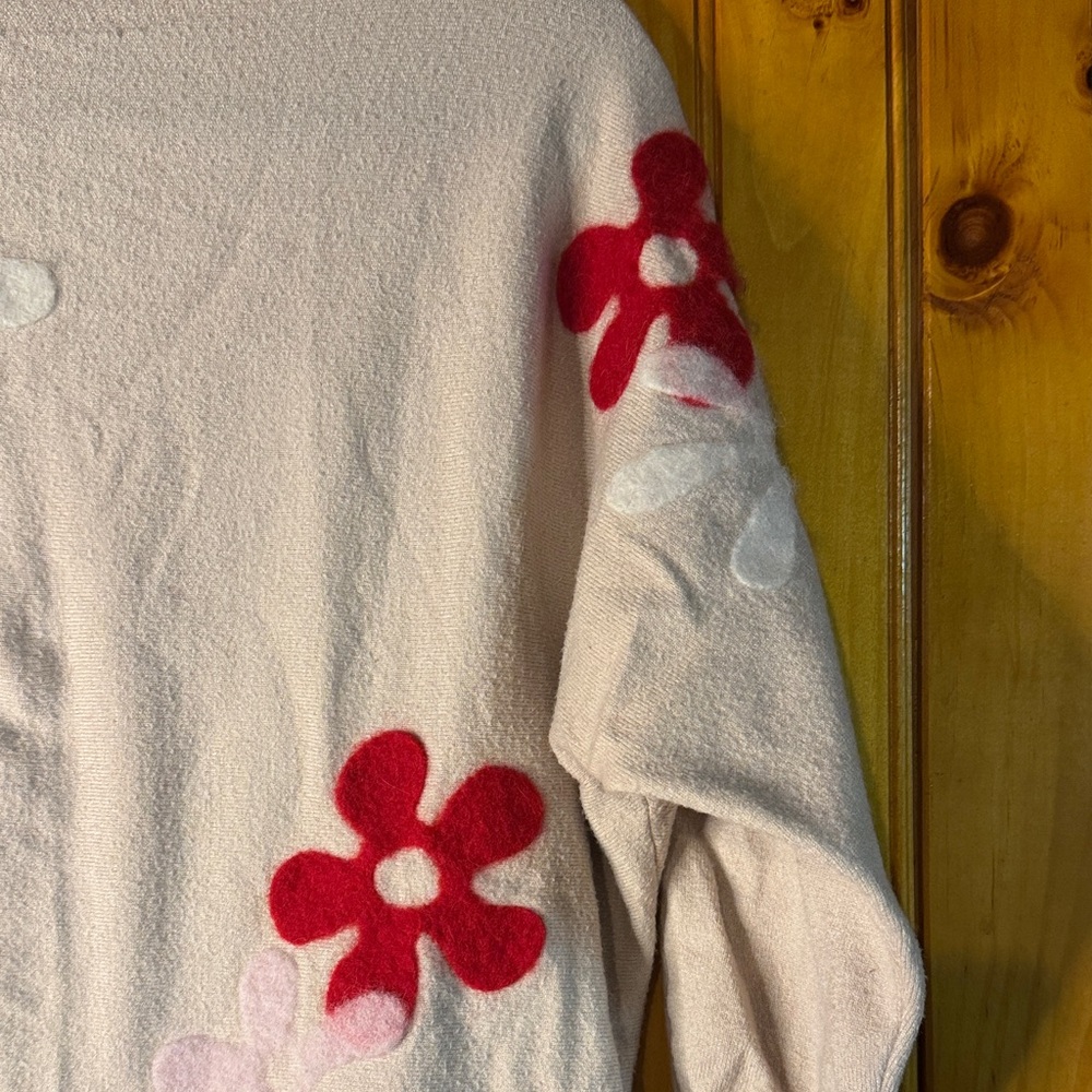 Sioni from Anthropologie Beige Sweater with Red and White Floral Accents - Picture 3 of 5